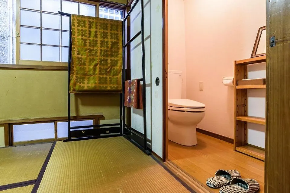 Shibuya House Omuro（渋谷ハウス 御室） Villa Tokio 0*,  Japan