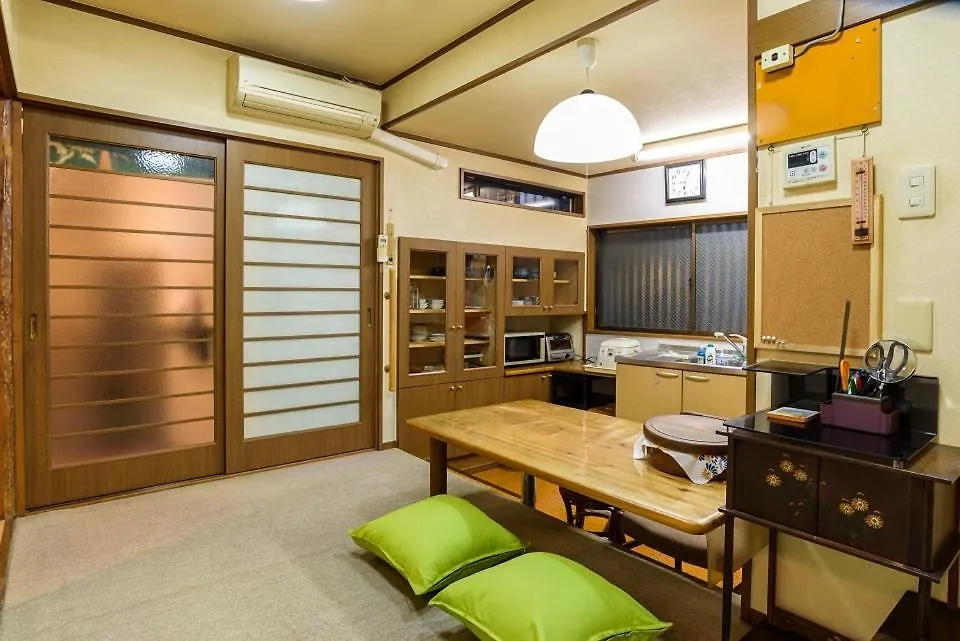 Shibuya House Omuro（渋谷ハウス 御室） Villa Tokio Japan